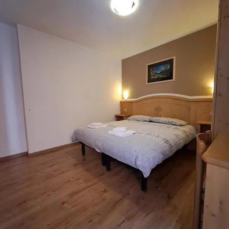 Aparthotel Casa Anita *